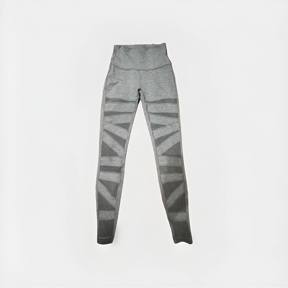 Lululemon Gray Mesh Panel High-Rise Leggings Size 4 28” inseam - Picture 3 of 6